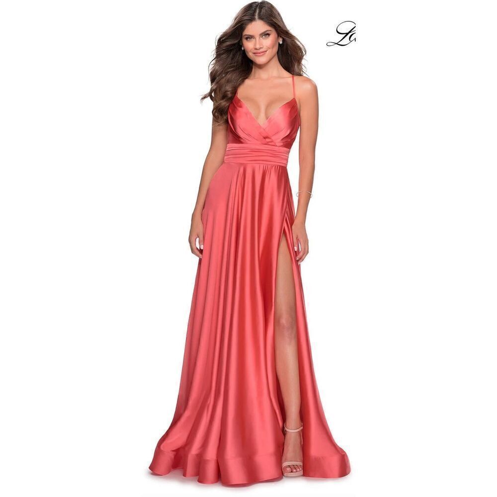 La Femme 28571 Prom Dress in Coral NWOT Size 6